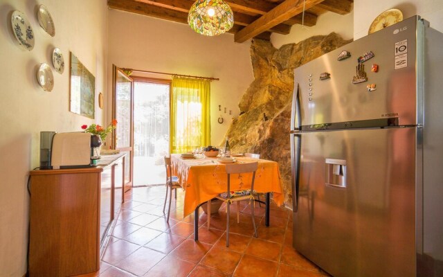 Beautiful Home in Calatafimi With 3 Bedrooms and Wifi