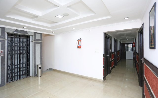 OYO 1108 Hotel Saraswathi Residency