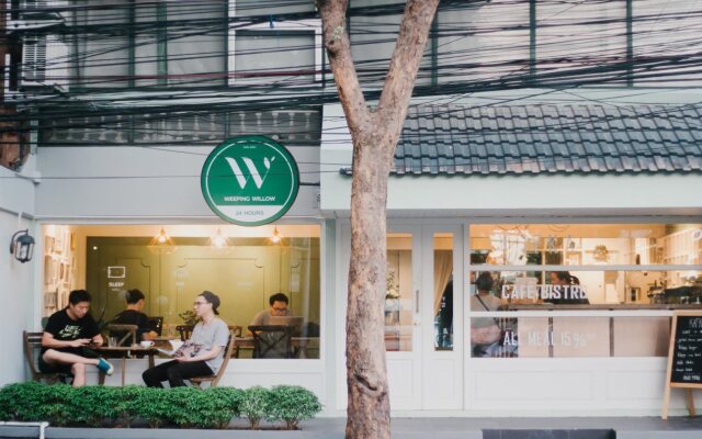 Weeping Willow Sukhumvit 26 – Hostel