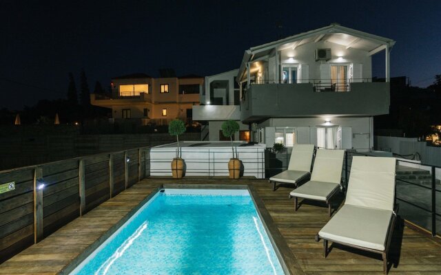 ---Ammira Mare--House near sea with pool