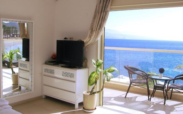 Coral Beach Pearl Guest House