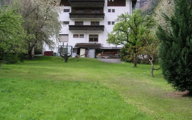 Hotel Garni Ötztalerhof