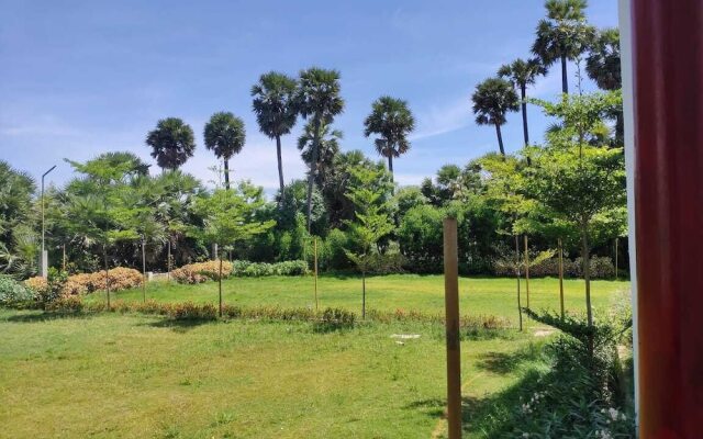 Hotel Rishi Gardens