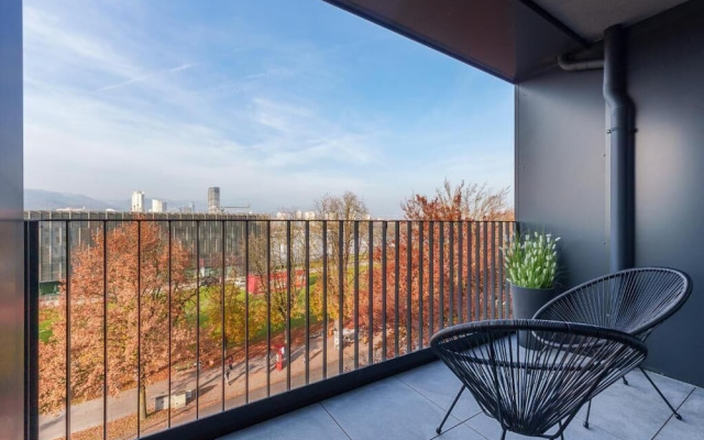 Riverside Apartments with great view