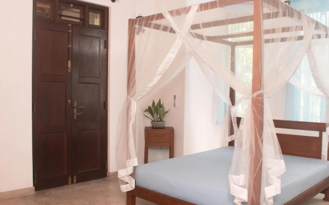 Galle Large Serviced Villa Near Beaches & Fort
