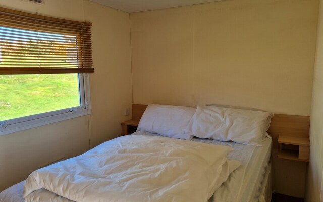 Stunning 3 Bedroom Caravan With Amazing Views
