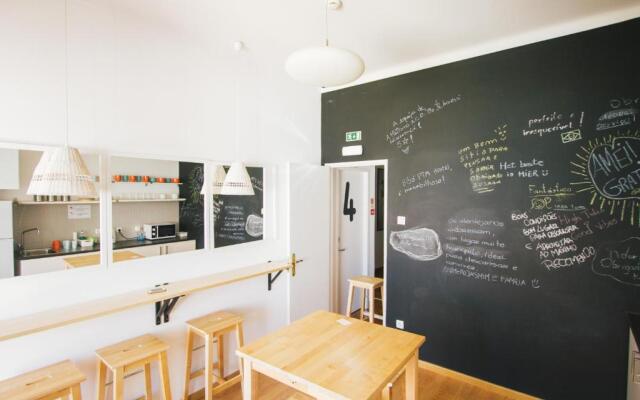 PTM DownTown Hostel&Suites