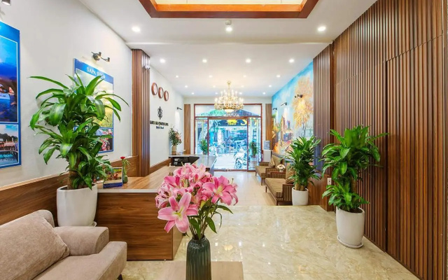 Artisan Lakeview Hotel – Lobby – Hanoi