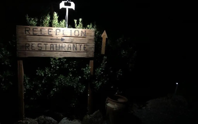 La Cerca Del Alcornoque