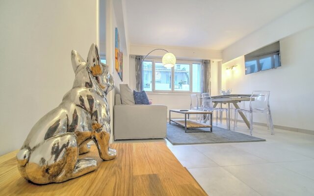 4 Pieces 7-8 personnes coeur de ville