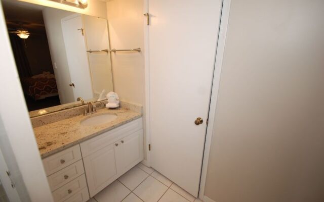 Buena Vista 104 by RedAwning