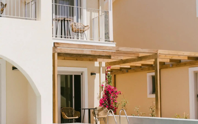 Eterrano Seaside Retreat