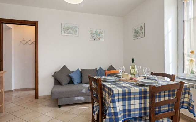 Traditional Holiday Home in Moneglia With Private Terrace