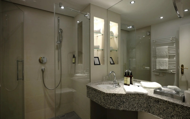 Villa Carlton - Adults Only