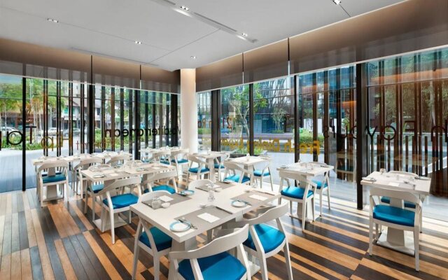 Days Hotel Singapore at Zhongshan Park