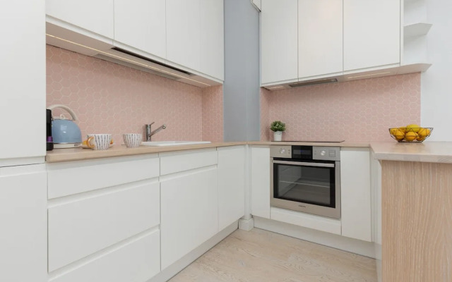 Sarmacka Apartment Wilanow by Renters