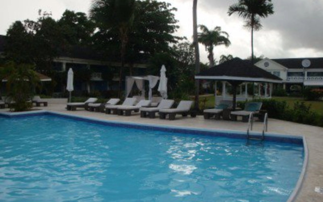 Starfish Discovery Bay Resort Barbados