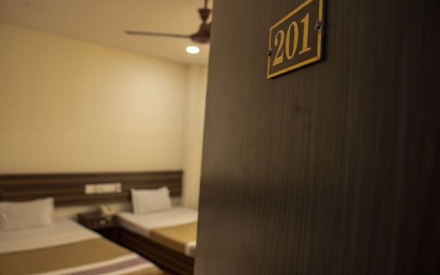 Hotel Nava Yug