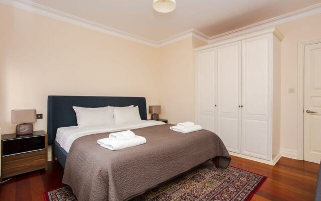 Luxury 2 Bedroom Apartment in London Bridge
