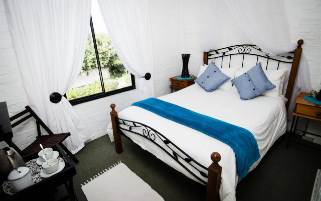 The Surf Shack - Backpackers/Hostel