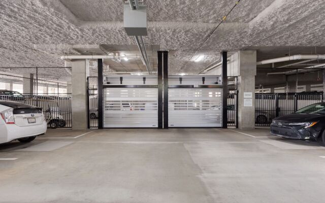 Spectacular Apartments by BCA Furnished Apts