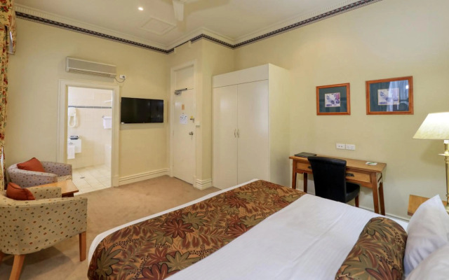 Royal Exchange Hotel