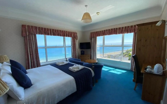 The Channel View Hotel