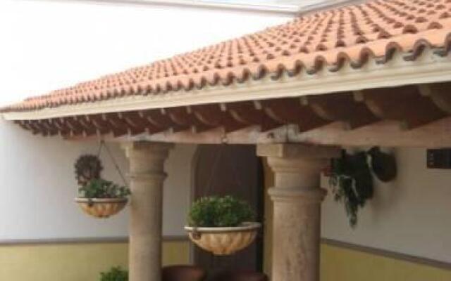 Hotel Hacienda Monterey