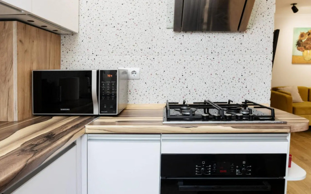 Booking Smart на переулке Партизанский  8