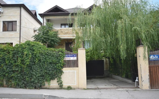 Guest House in Golubaya Bukhta