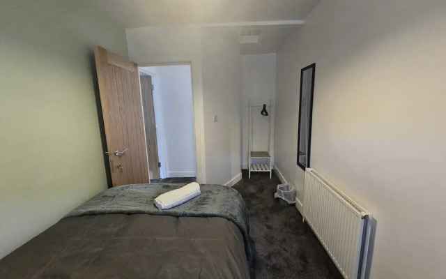 Newly Renovated 4 Bedroom House