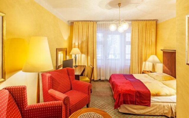 Hotel Grand