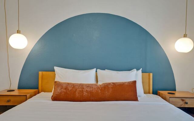 The Starlite Inn