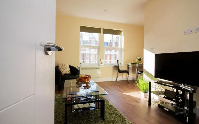 Appealing One Bedroom Flat In Ealing