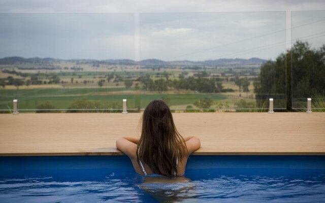 Everview Luxury Retreat