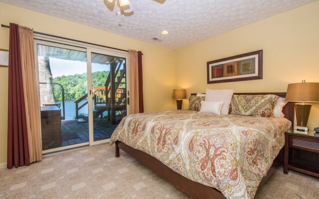 Hook, Wine & Sinker 2 Bedroom Townhome