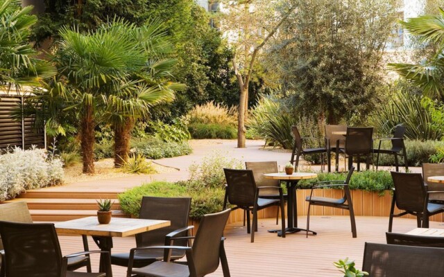 Hotel Oceania Paris Porte de Versailles