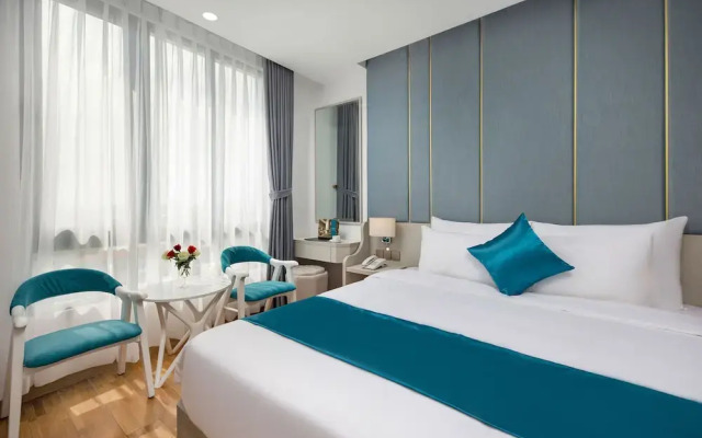 Calix Hotel Da Nang Beach