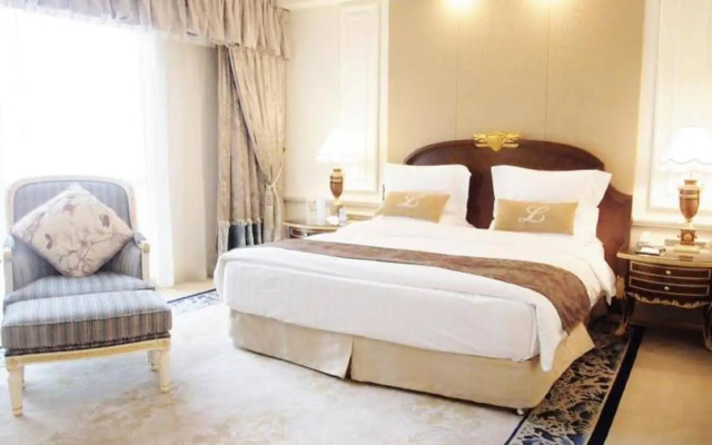 New Orient Landmark Hotel