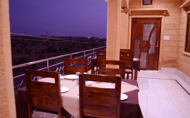 Sartaj Hotel
