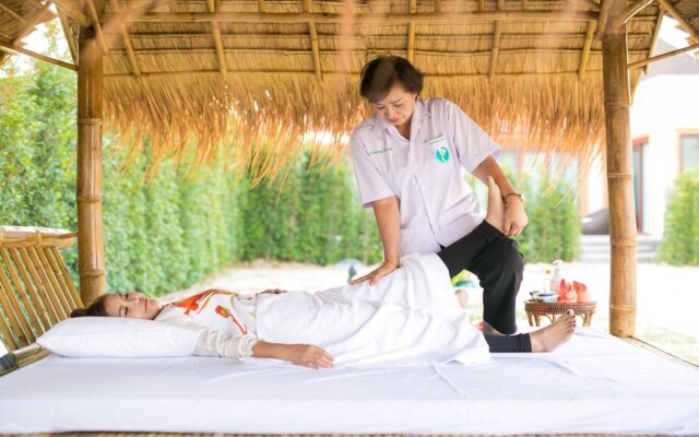 Triple Tree Beach Resort