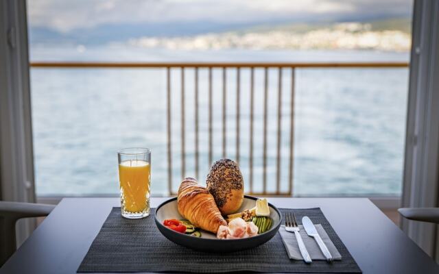 Boutique Boat Hotel Attila