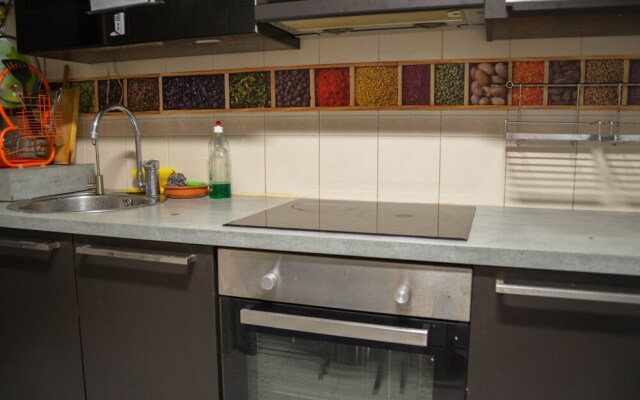 Go Bcn Hostal Ideal Badal - Hostel
