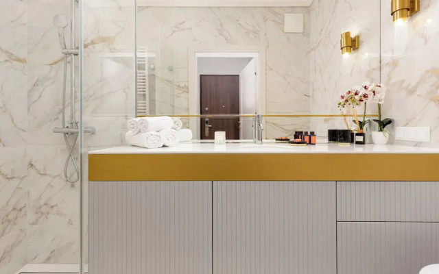 Mennica Morganit by Renters Prestige