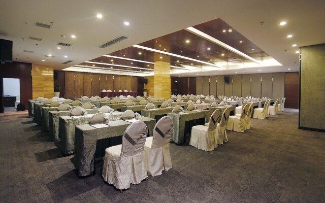Changsha Yannian Century Hotel