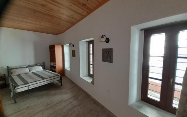 Mama's Home, Kallirachi Village