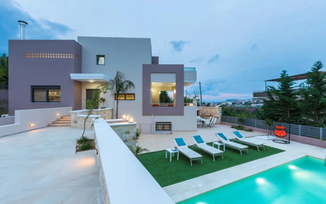 Peris Villa