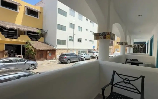 Plaza Nardos Hotel & Suites