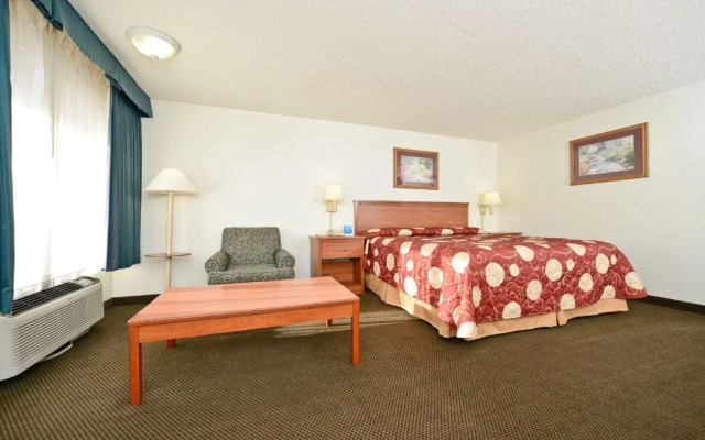 Econo Lodge Oklahoma City Northeast