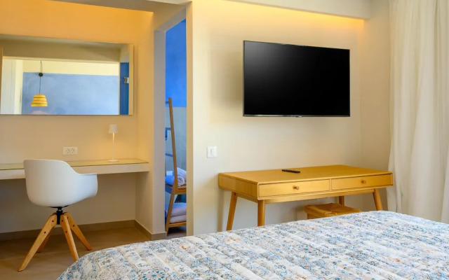 Roots Suites in Crete
